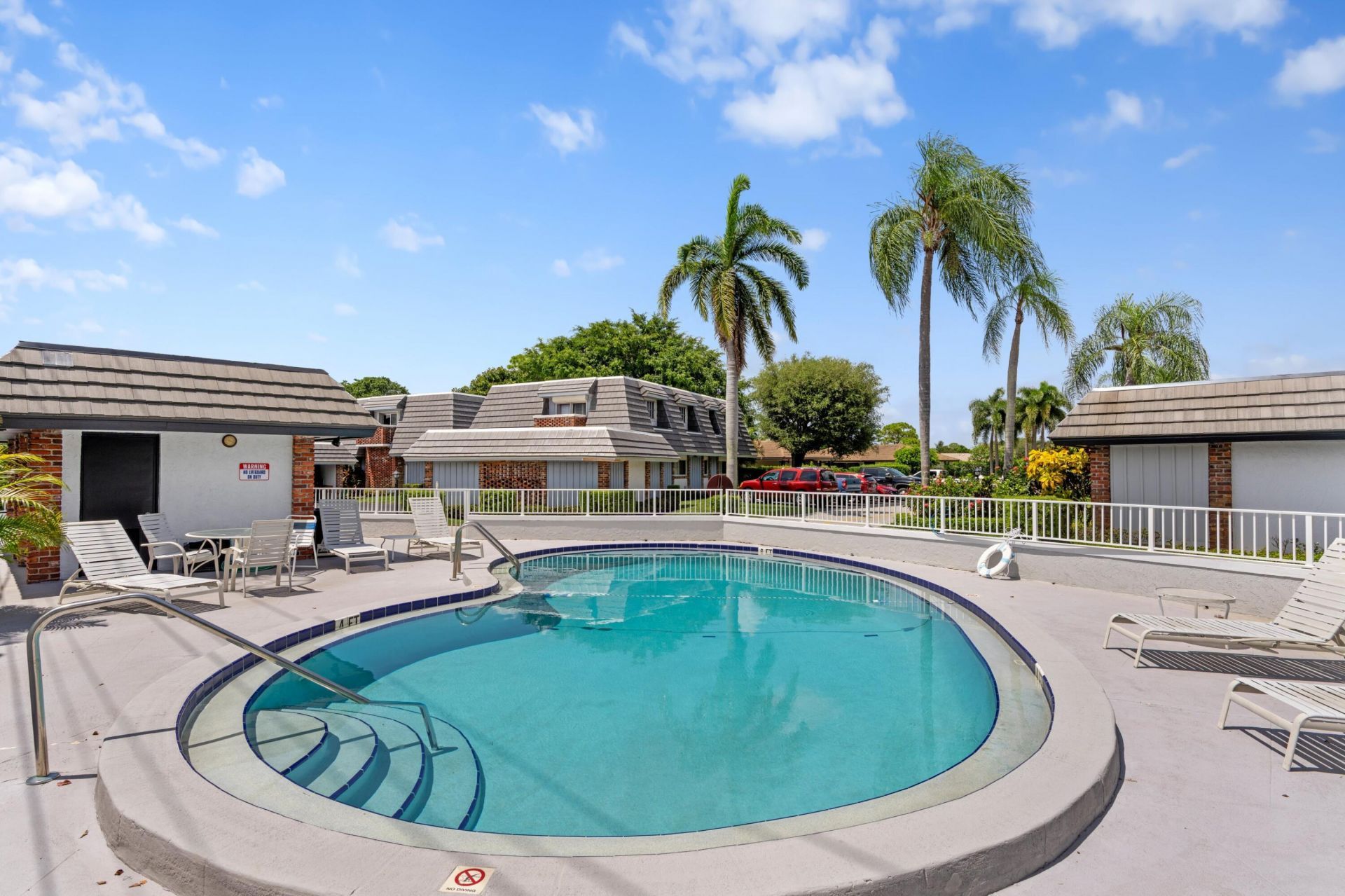 419 Pine Tree Court, Unit 21, Atlantis, FL 33462 Photo