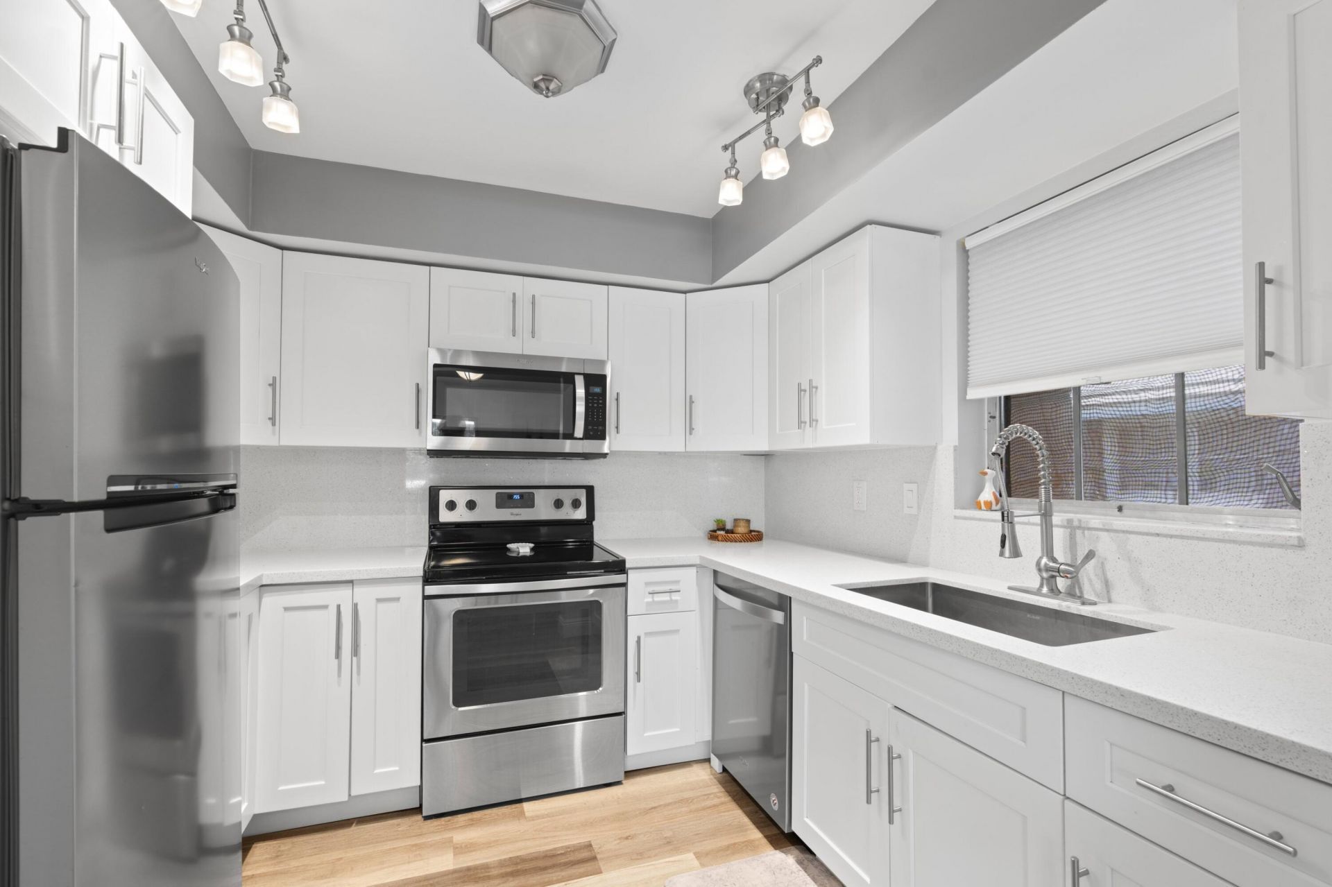 419 Pine Tree Court, Unit 21, Atlantis, FL 33462 Photo