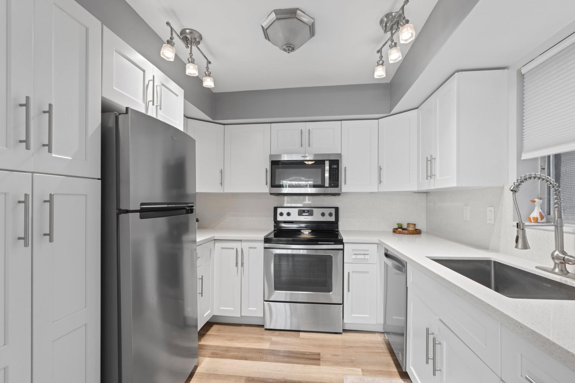419 Pine Tree Court, Unit 21, Atlantis, FL 33462 Photo