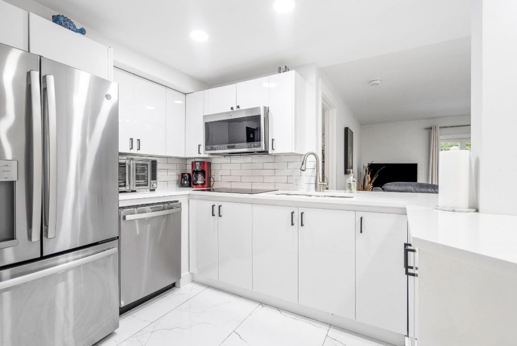 3909 N Ocean Boulevard, Unit 102, Fort Lauderdale, FL 33308 Photo