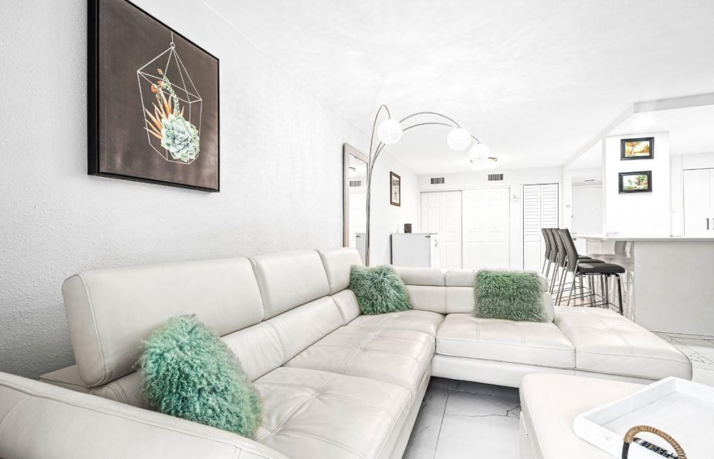 3909 N Ocean Boulevard, Unit 102, Fort Lauderdale, FL 33308 Photo