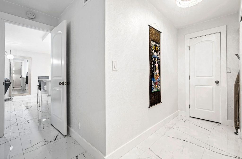 3909 N Ocean Boulevard, Unit 102, Fort Lauderdale, FL 33308 Photo