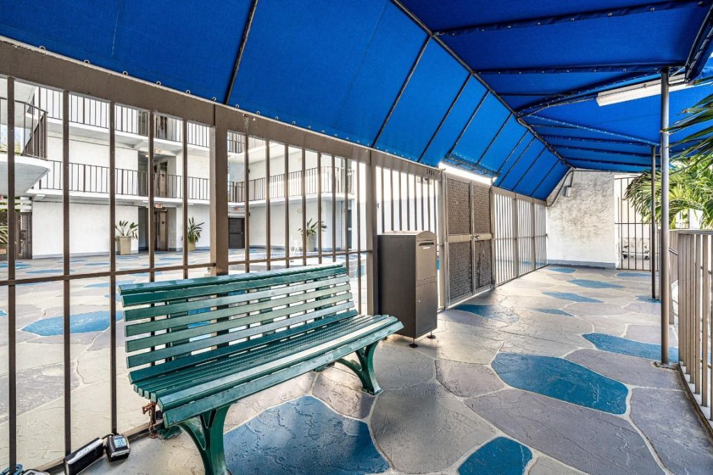 3909 N Ocean Boulevard, Unit 102, Fort Lauderdale, FL 33308 Photo