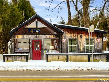 29 West Main , Sharon, CT 06069