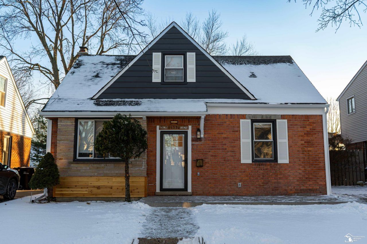 15593 Thomas Avenue, Allen Park, MI 48101 Main Photo