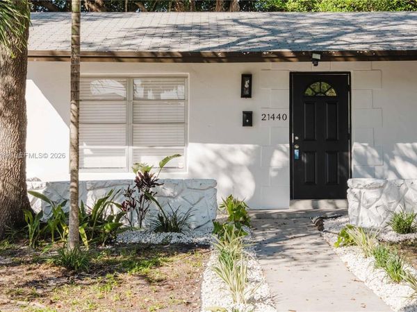 21440 N Miami Ave, Miami Gardens, FL 33169