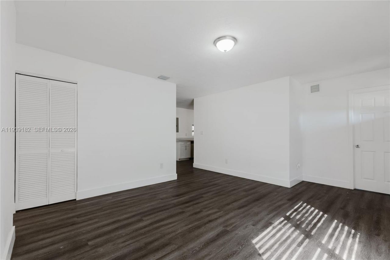 21440 N Miami Ave, Miami Gardens, FL 33169 Photo