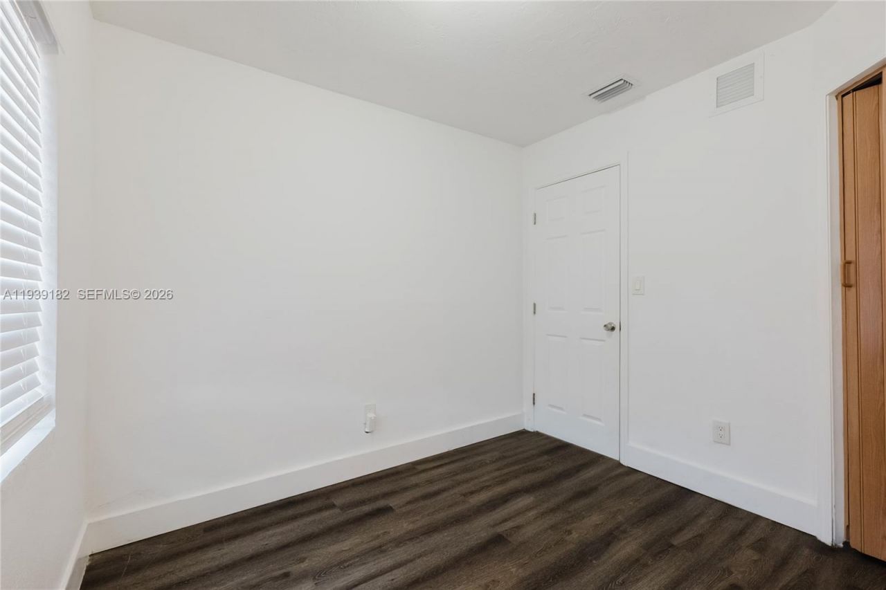 21440 N Miami Ave, Miami Gardens, FL 33169 Photo