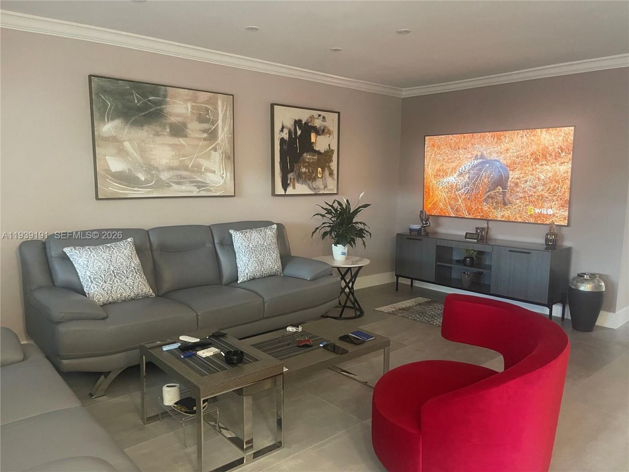 581 Blue Heron Dr, Unit 318-B, Hallandale Beach, FL 33009 Photo