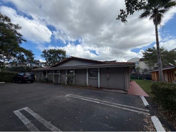 3775 NW 116th Ter, Coral Springs, FL 33065