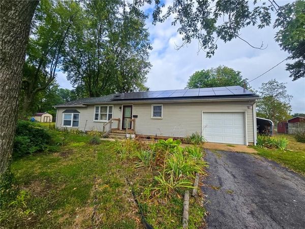 103 S Hyde Street, Windsor, MO 65360