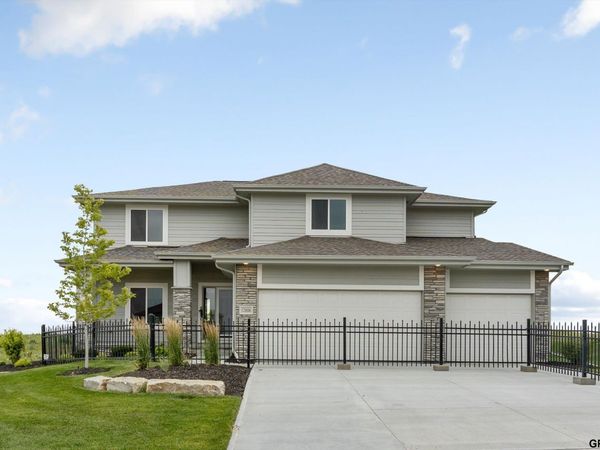 12606 Glenn Street, Papillion, NE 68138