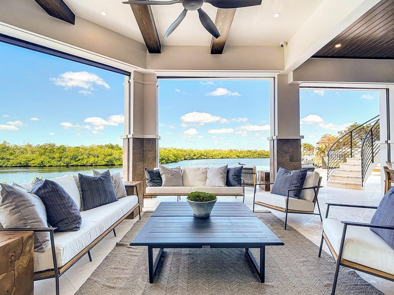 14201 Bay Drive, Fort Myers, FL 33919 Photo