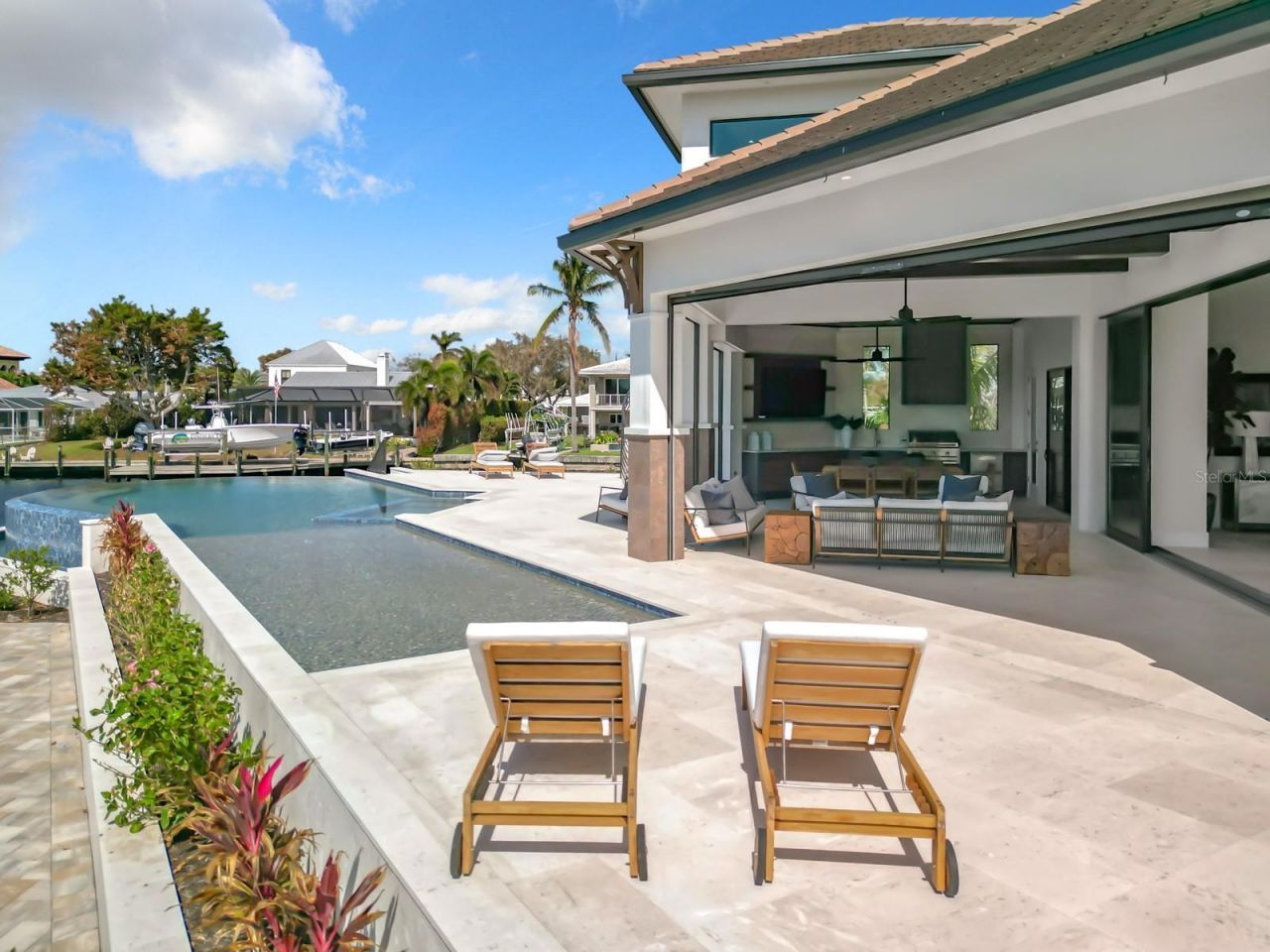 14201 Bay Drive, Fort Myers, FL 33919 Photo