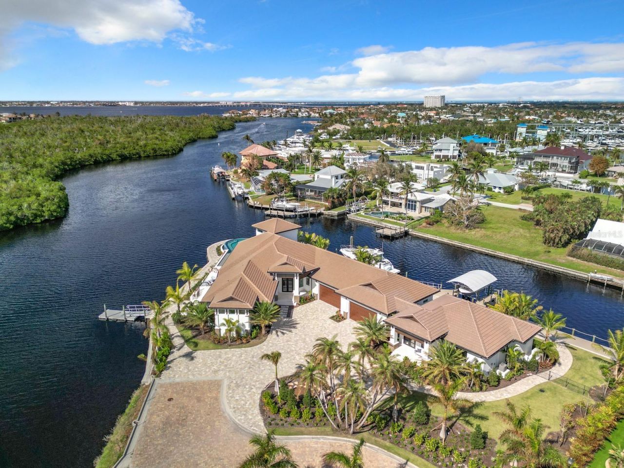 14201 Bay Drive, Fort Myers, FL 33919 Photo