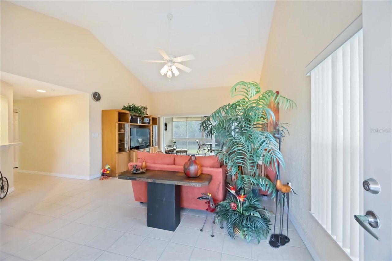 7033 Strand Circle, Unit 102, Bradenton, FL 34203 Photo