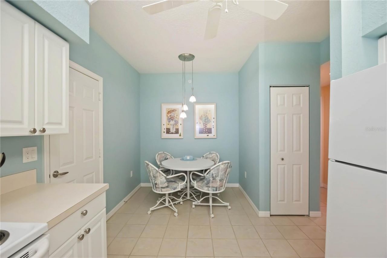 7033 Strand Circle, Unit 102, Bradenton, FL 34203 Photo
