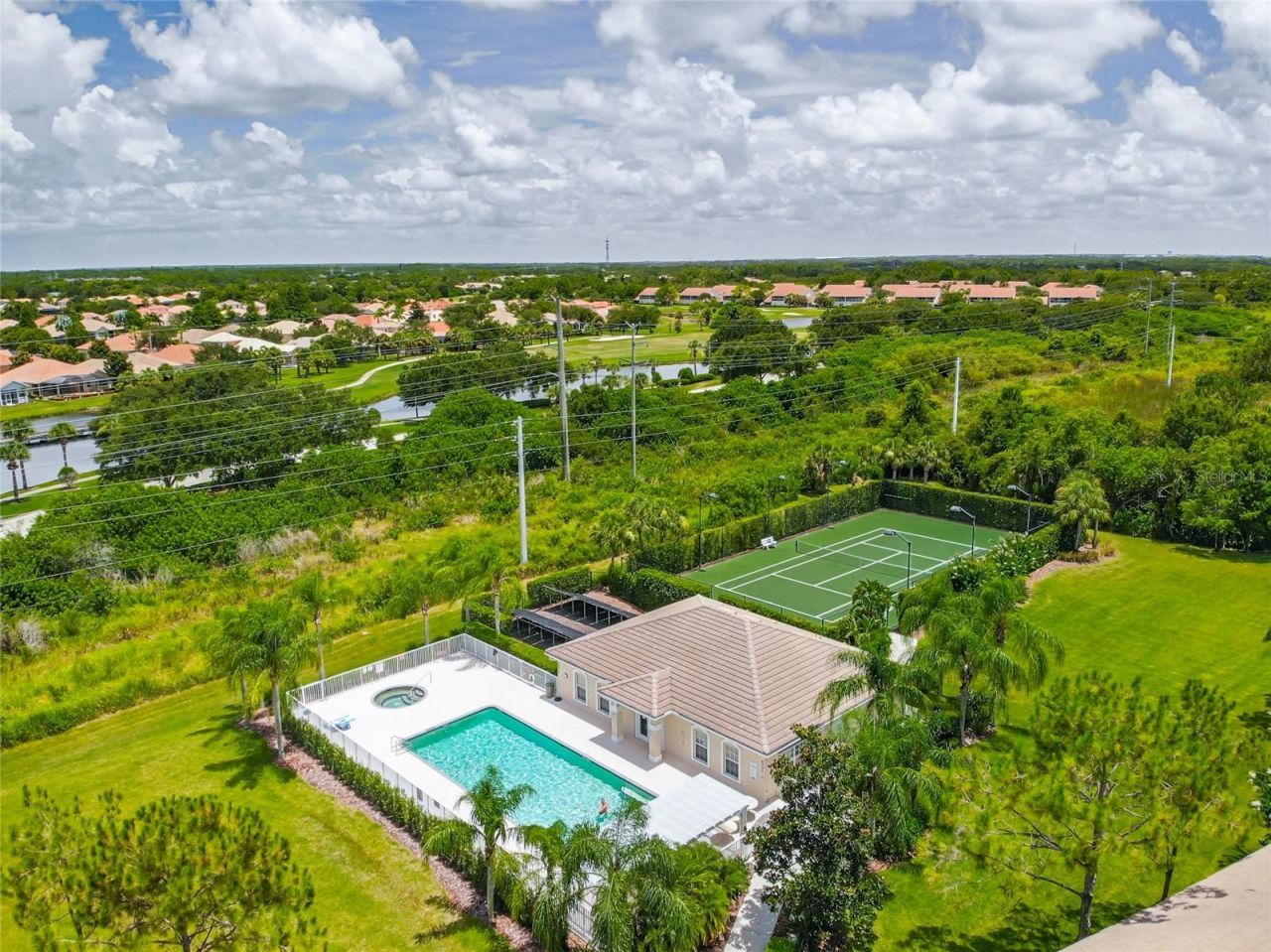 7033 Strand Circle, Unit 102, Bradenton, FL 34203 Photo