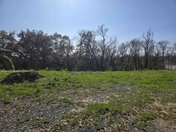 8008 Highland Rd, Baton Rouge, LA 70808