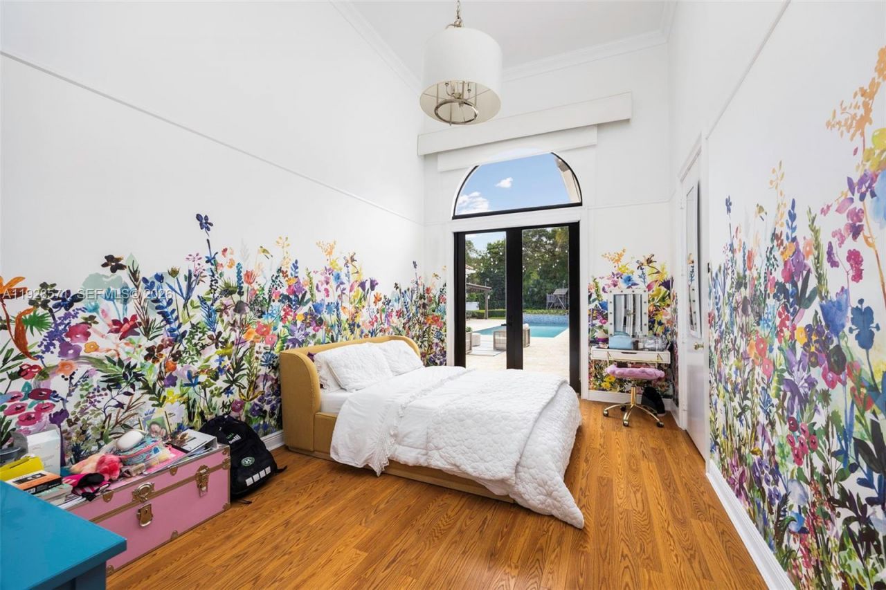 7430 SW 66th St , Miami, FL 33143 Photo