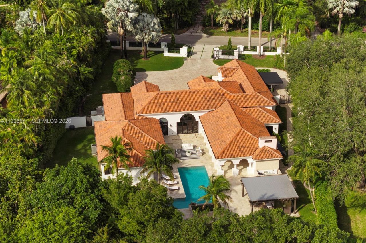 7430 SW 66th St , Miami, FL 33143 Photo