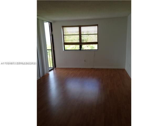 20860 San Simeon Way, Unit 407-6, Miami, FL 33179 Photo