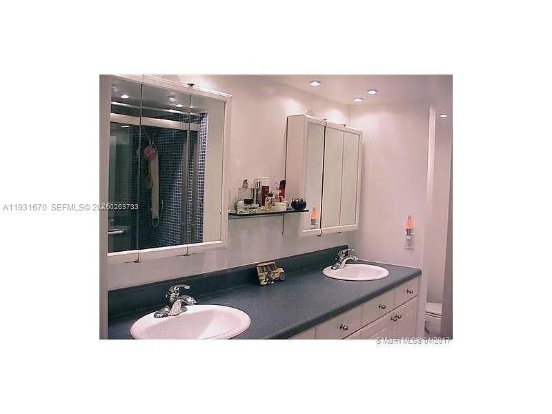 20860 San Simeon Way, Unit 407-6, Miami, FL 33179 Photo