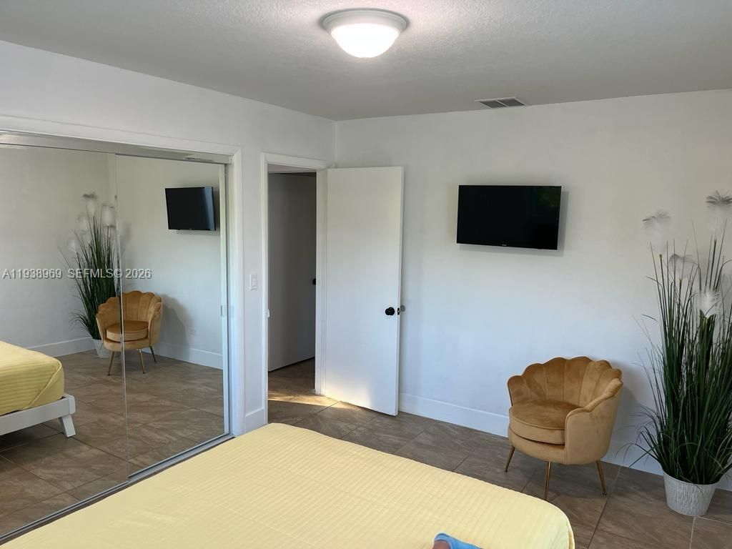 6900 SW 3rd St, Pembroke Pines, FL 33023 Photo