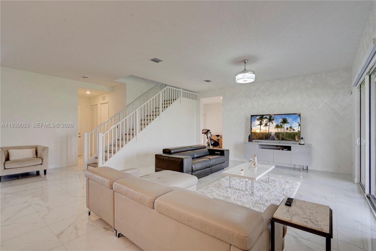 4367 SW 123 Ln , Davie, FL 33330 Photo