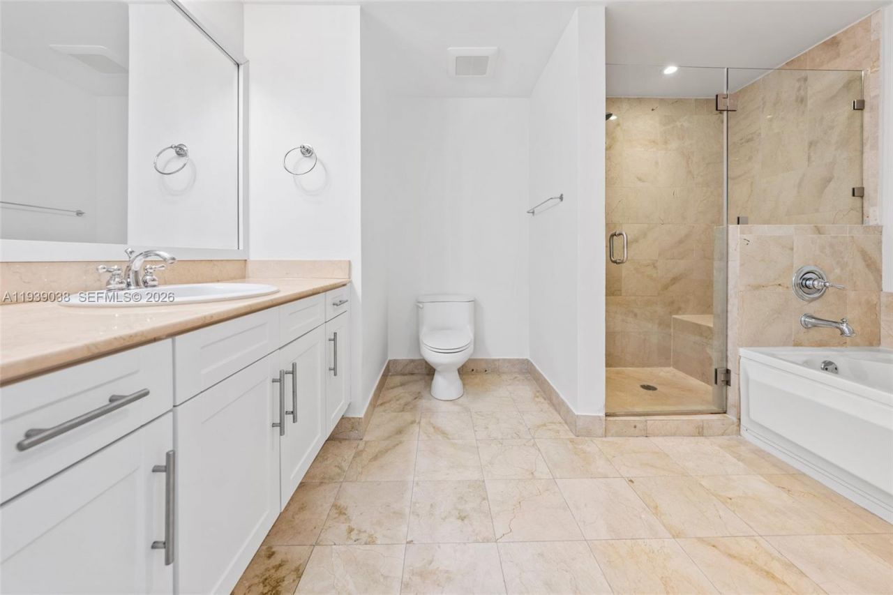 357 Almeria Ave, Unit 1406, Coral Gables, FL 33134 Photo