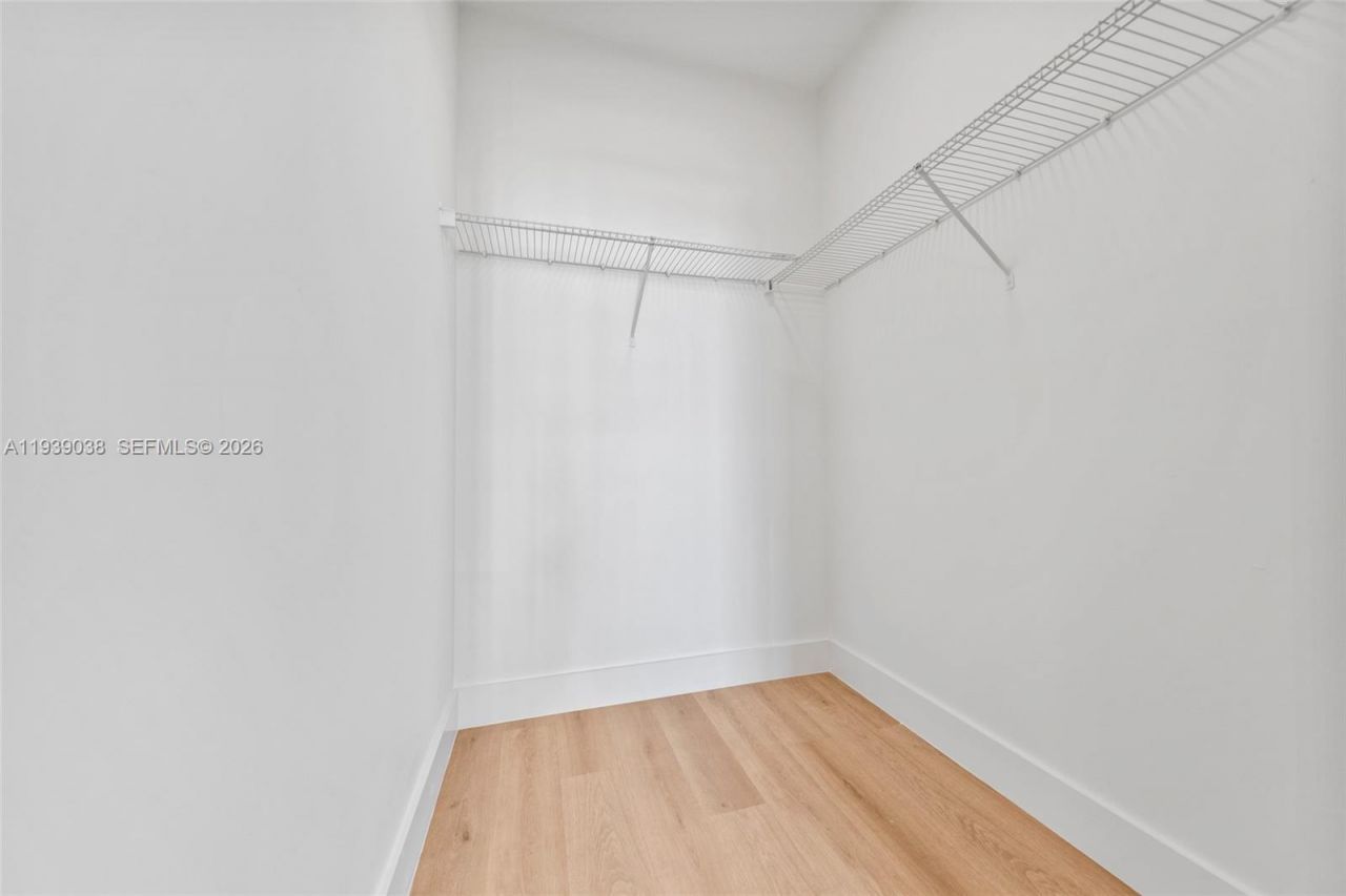 357 Almeria Ave, Unit 1406, Coral Gables, FL 33134 Photo