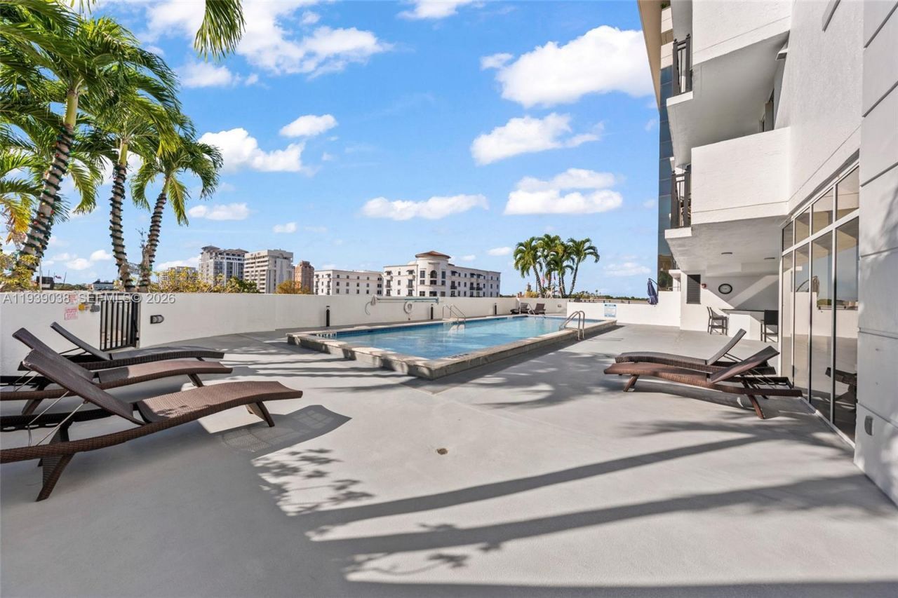 357 Almeria Ave, Unit 1406, Coral Gables, FL 33134 Photo
