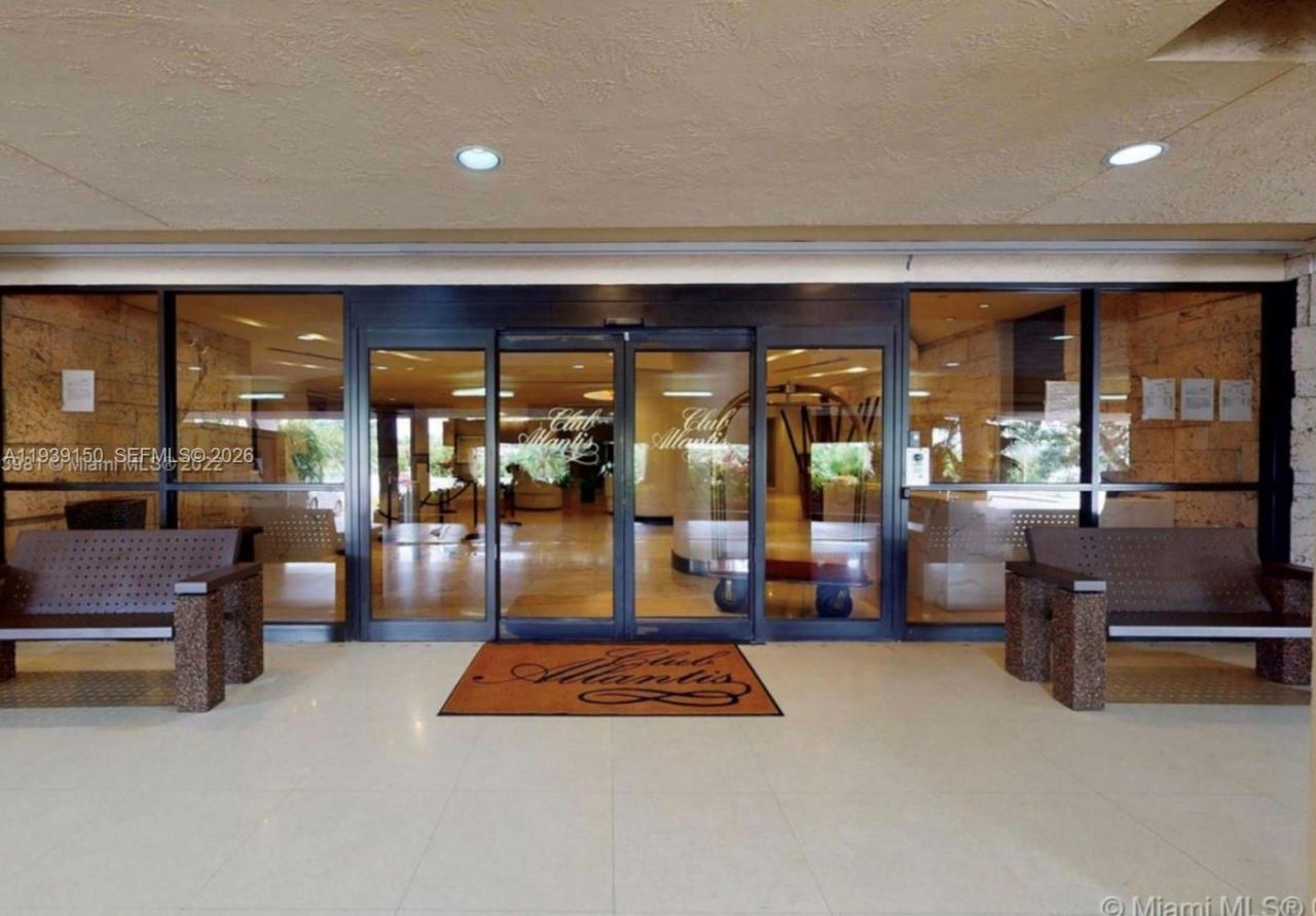 2555 Collins Ave , Unit 1504, Miami Beach, FL 33140 Photo