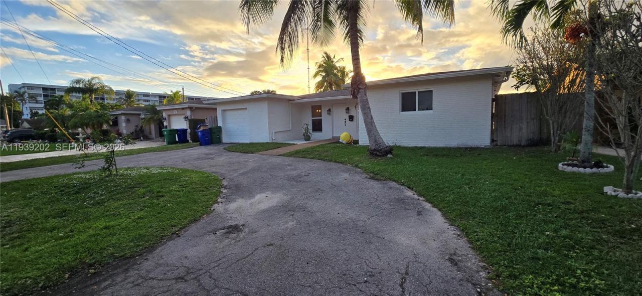 4012 E Shore Rd, Miramar, FL 33023 Photo