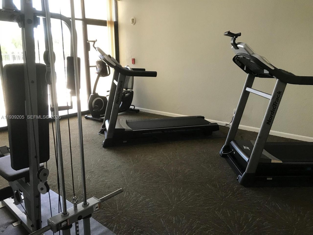 2425 Presidential Way, Unit 703, West Palm Beach, FL 33401 Photo