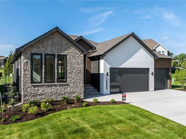 15665 W 165th Street, Olathe, KS 66062