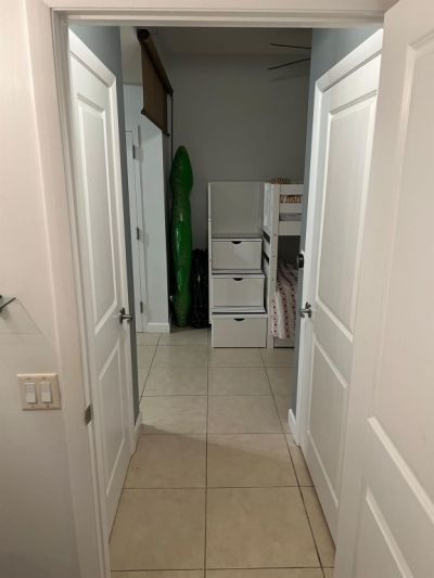 1945 S Ocean Drive, Unit 910, Hallandale Beach, FL 33009 Photo