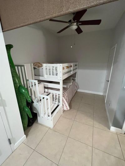 1945 S Ocean Drive, Unit 910, Hallandale Beach, FL 33009 Photo