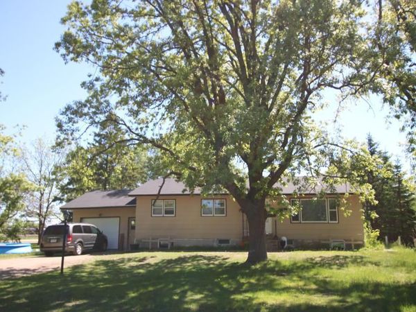 106 Roosevelt Street SW, Staples, MN 56479