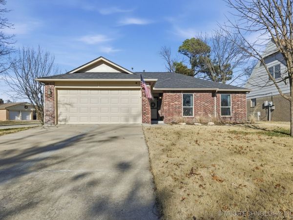 916 W Atlanta Court, Broken Arrow, OK 74012