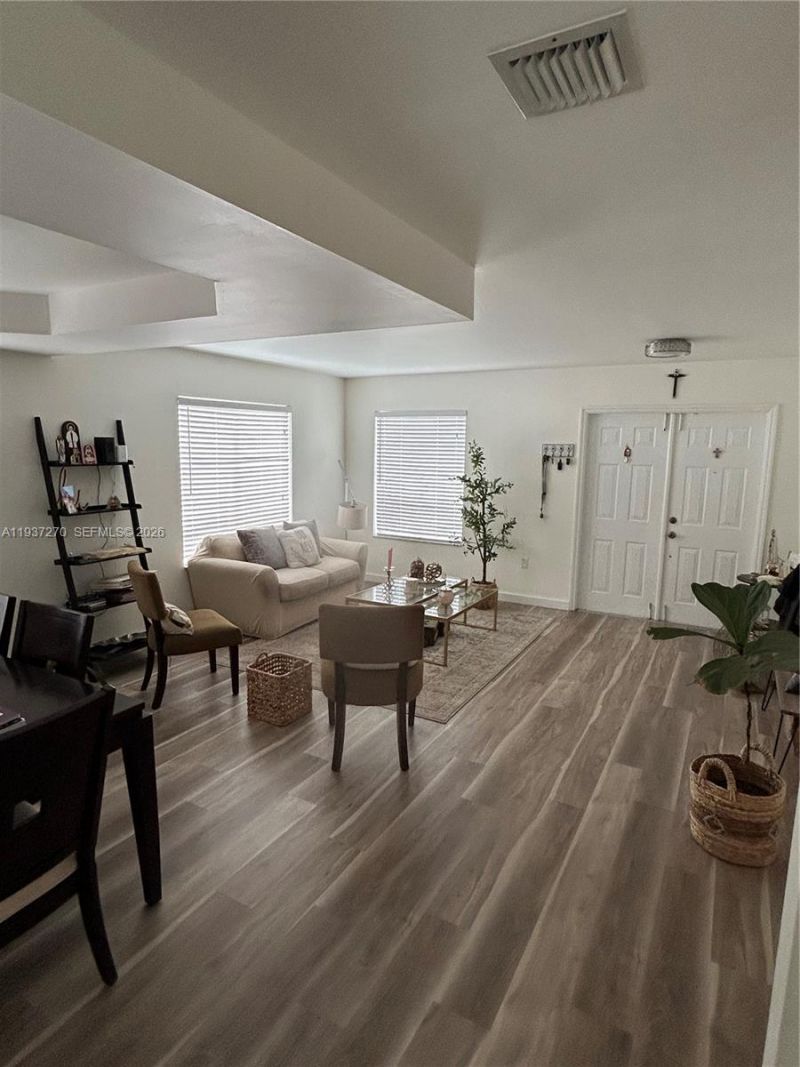 15442 SW 139th St , Miami, FL 33196 Photo