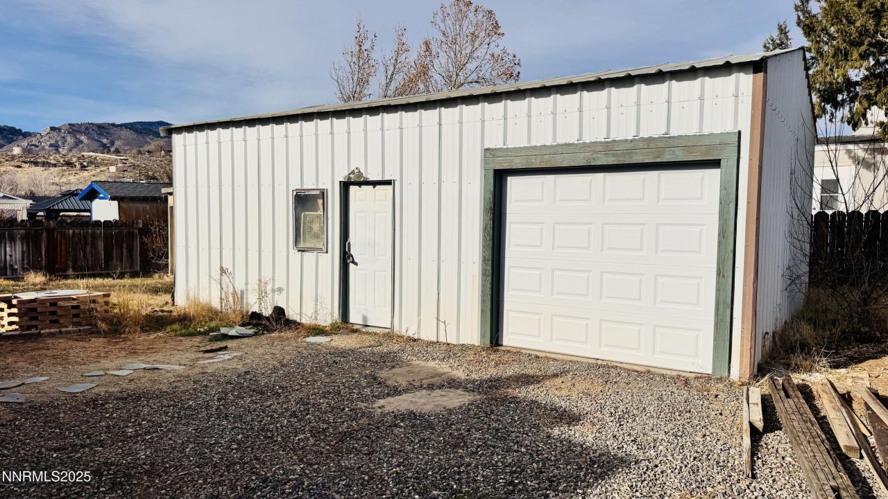 907 Garnet Court, Carson City, NV 89705 Photo