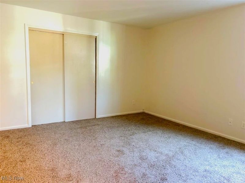 20 E 36th Street, Shadyside, OH 43947 Photo 6