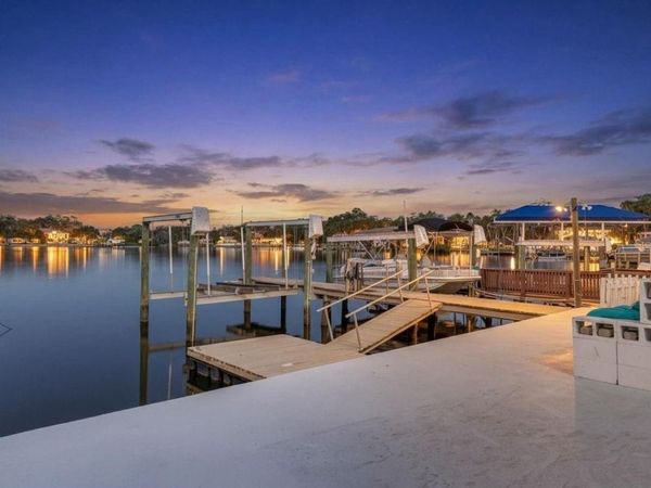 5531 MANATEE POINT DRIVE, NEW PORT RICHEY, FL 34652