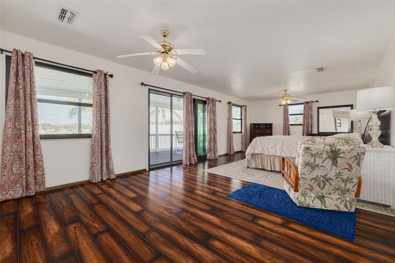 5531 Manatee Point Drive, New Port Richey, FL 34652 Photo