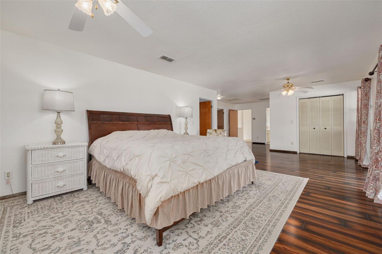 5531 Manatee Point Drive, New Port Richey, FL 34652 Photo