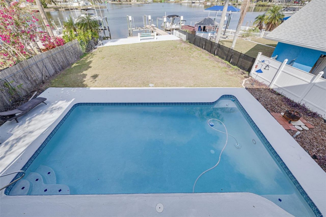 5531 Manatee Point Drive, New Port Richey, FL 34652 Photo