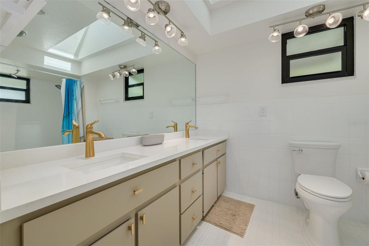 5531 Manatee Point Drive, New Port Richey, FL 34652 Photo