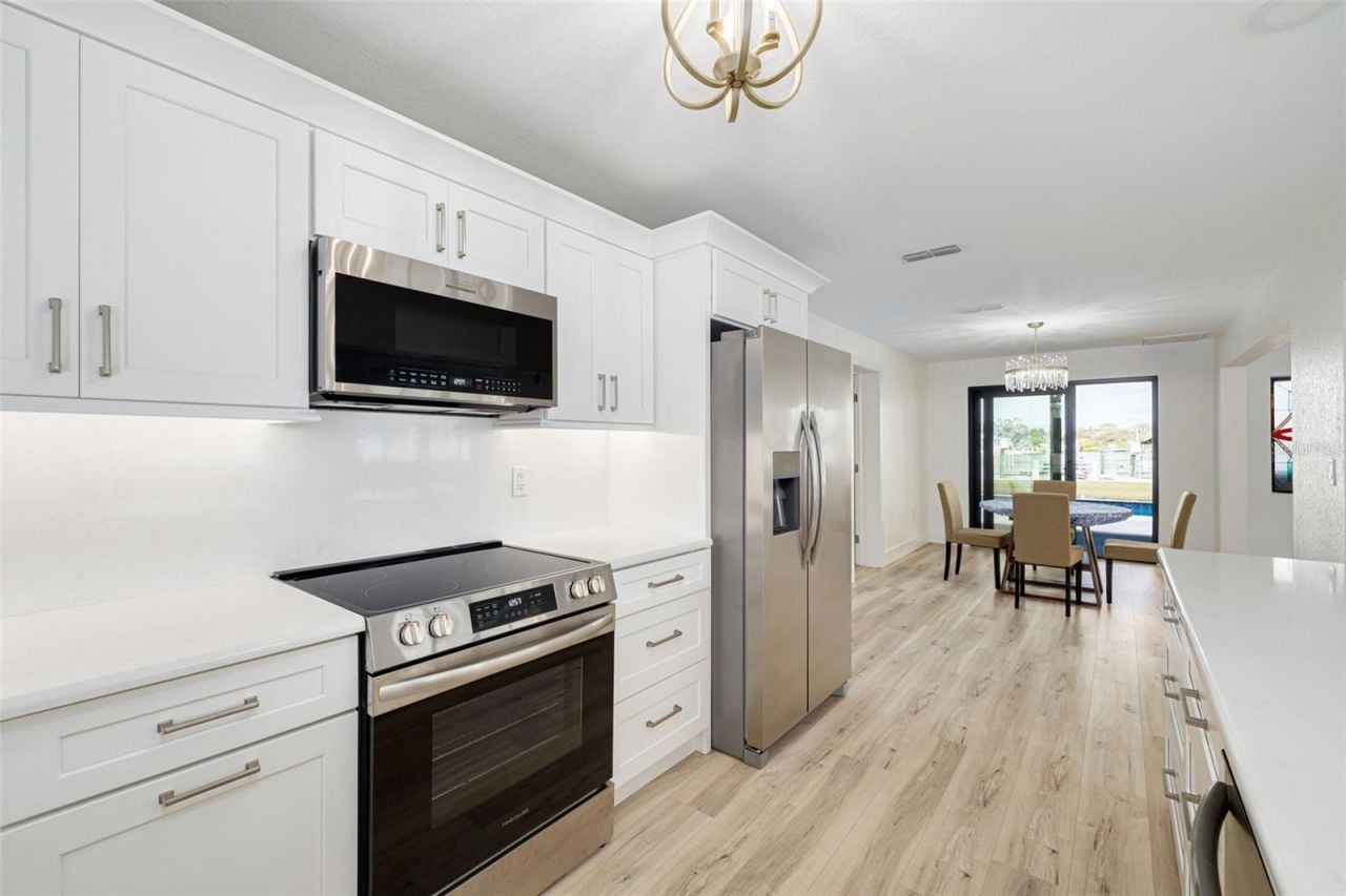 5531 Manatee Point Drive, New Port Richey, FL 34652 Photo