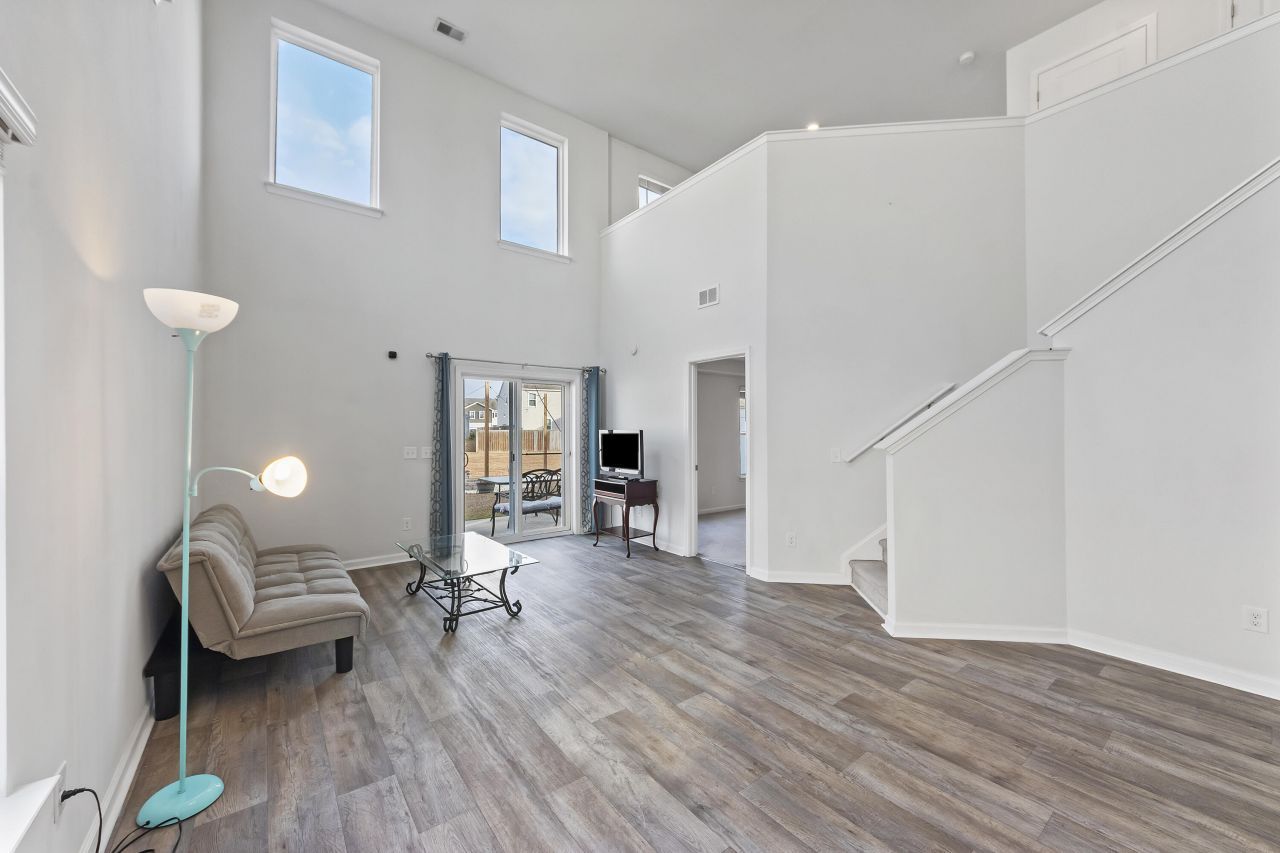 9784 Transplanter Circle Photo 14